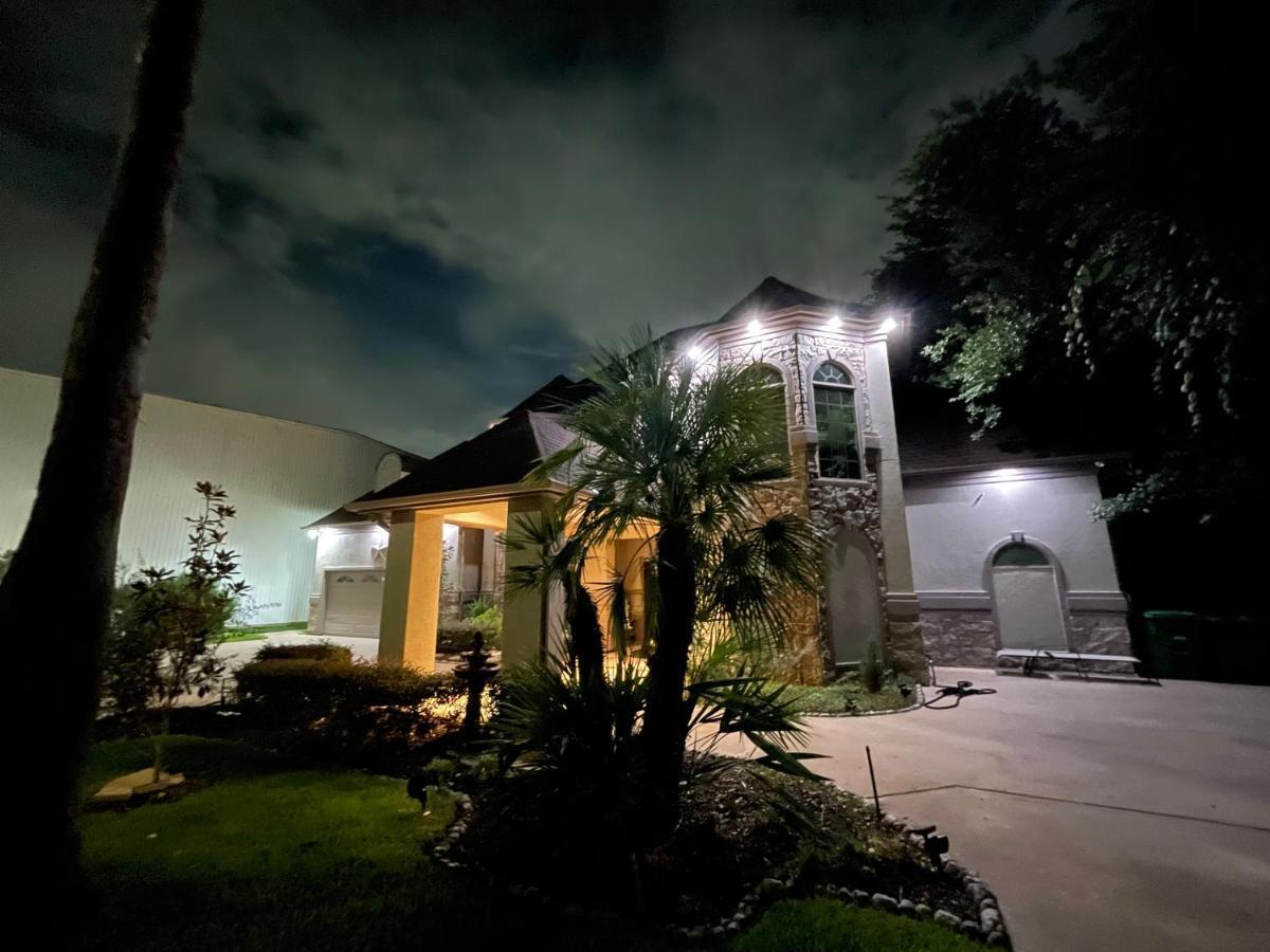 Вилла Luxuria Mini-Mansion Near Houston Downtown Экстерьер фото