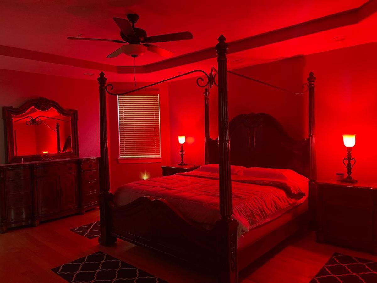 Вилла Luxuria Mini-Mansion Near Houston Downtown Экстерьер фото