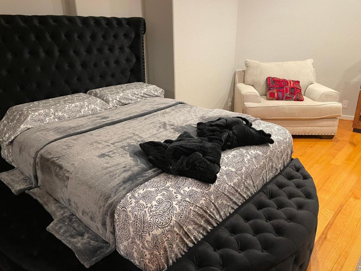 Вилла Luxuria Mini-Mansion Near Houston Downtown Экстерьер фото