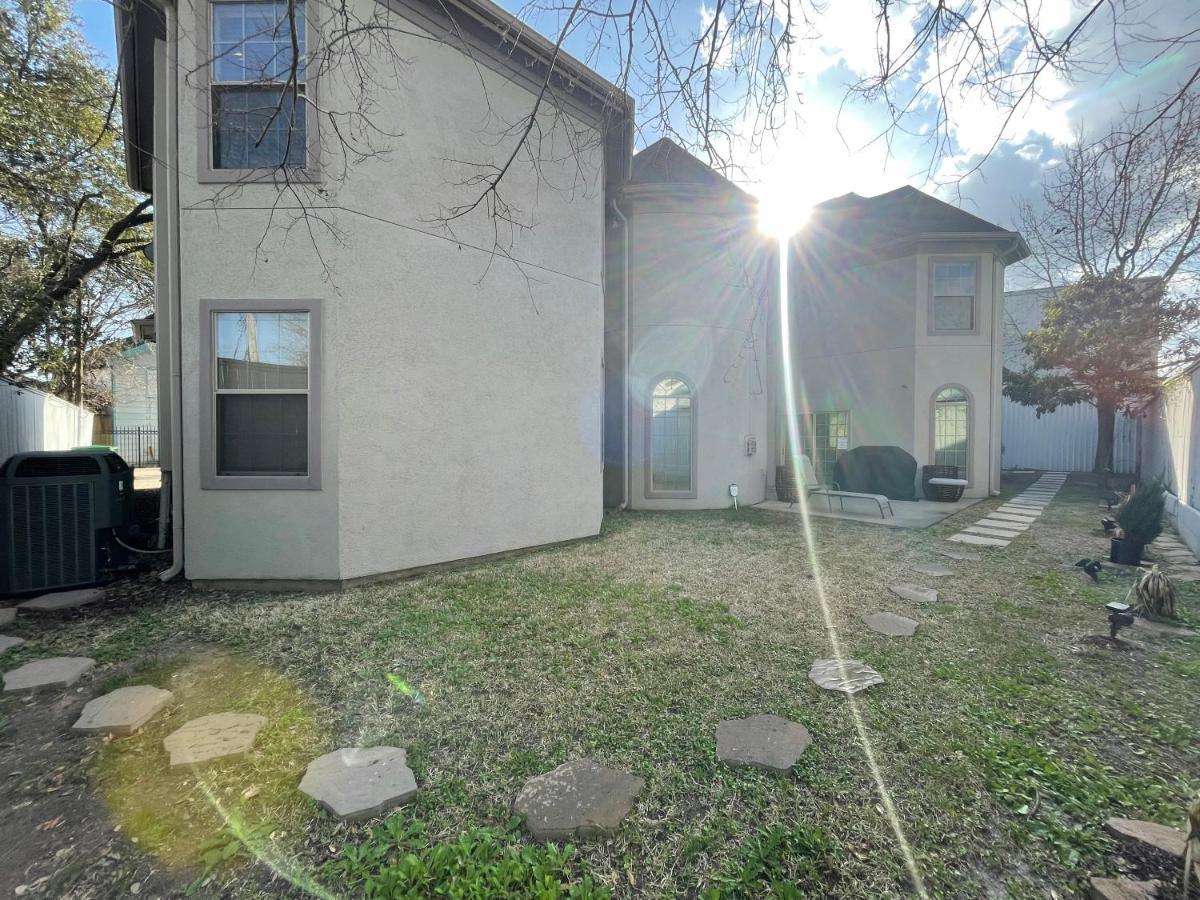 Вилла Luxuria Mini-Mansion Near Houston Downtown Экстерьер фото